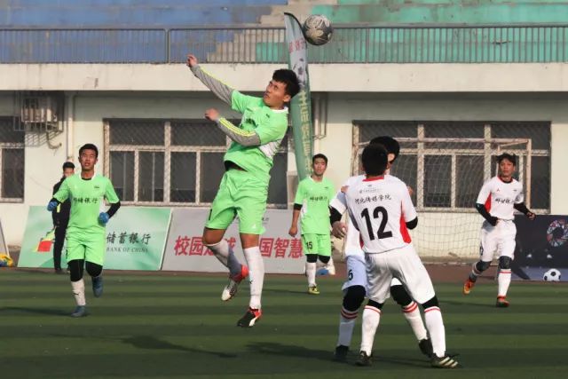 常规赛-骑士大胜猛龙30分 步行者逆转力克活塞